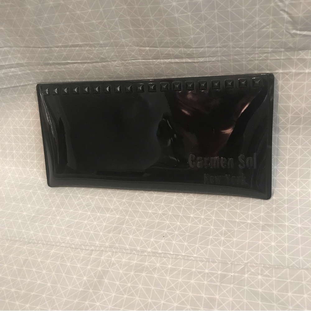 Carmen Sol New York Julian Jelly Pochette in Black